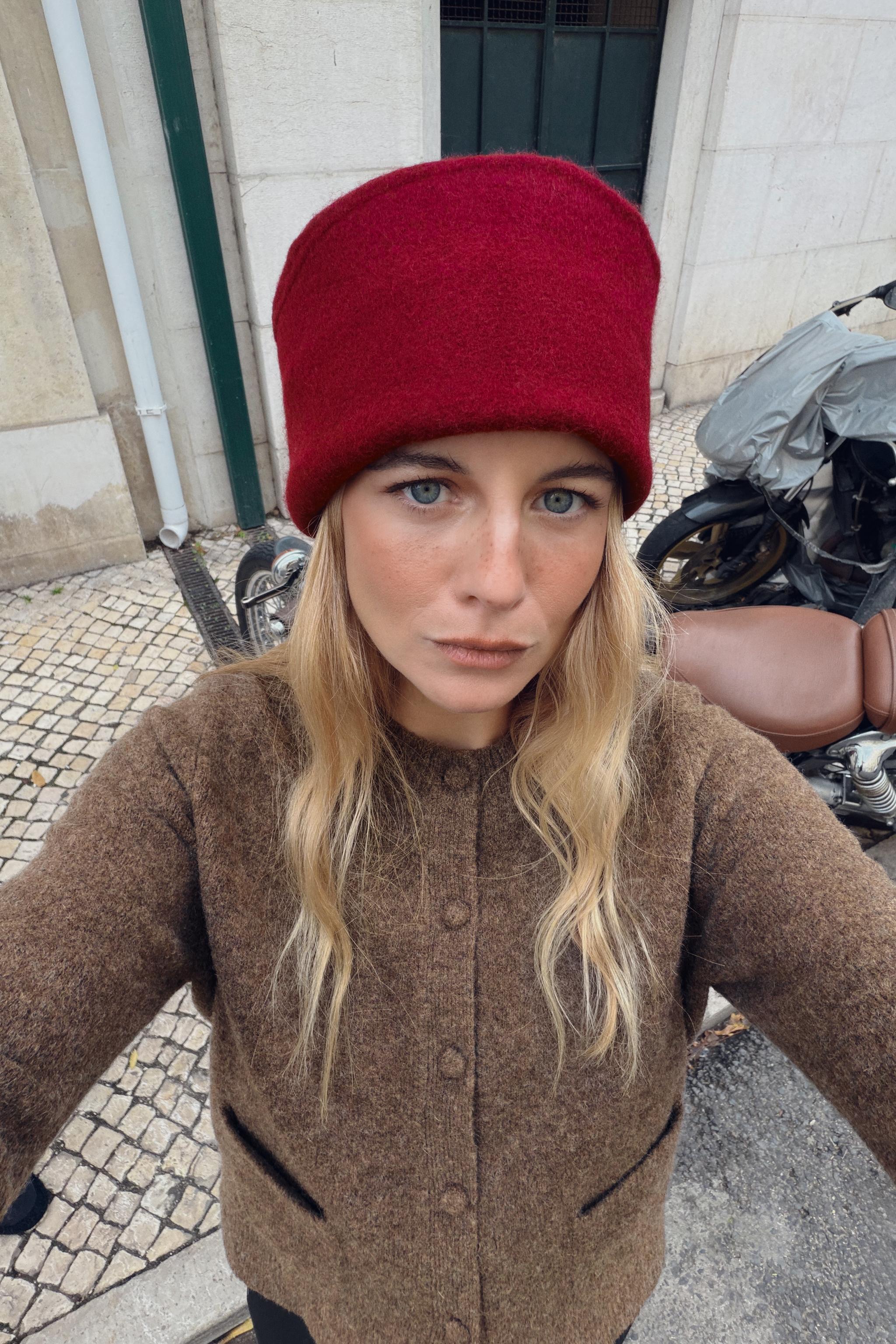 COVERED BUTTON CARDIGAN